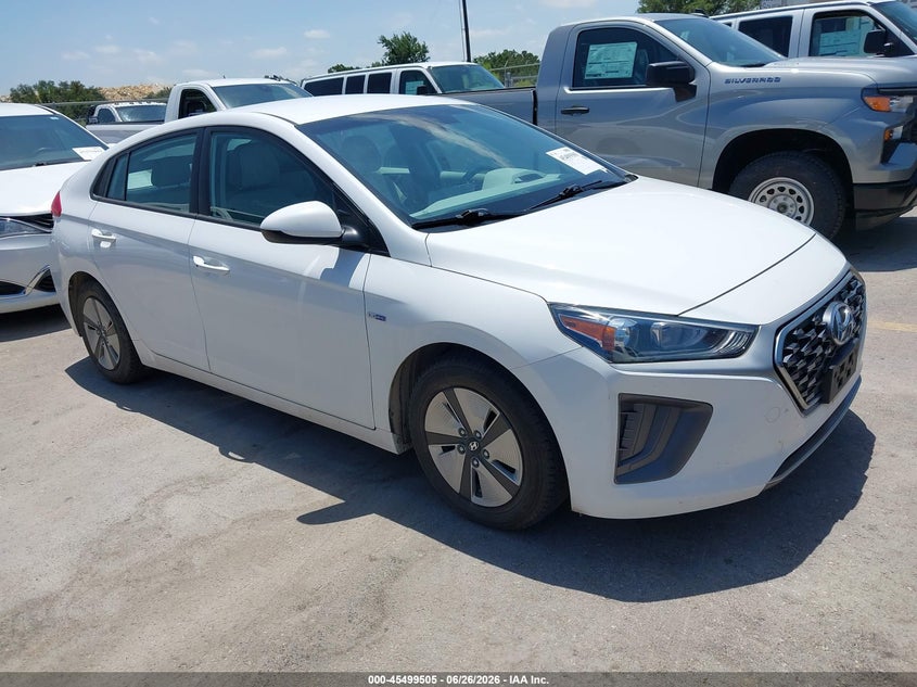 2020 Hyundai Ioniq hybrid VIN KMHC65LC4LU233354 — IAAI salvage auction photo