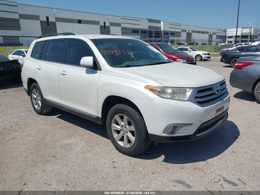 2013 Toyota Highlander VIN 5TDZA3EH2DS041690 IAAI salvage auction — REAR END, Salvage (Texas), sold $4,550 on 2026-07-17 (photo 1)