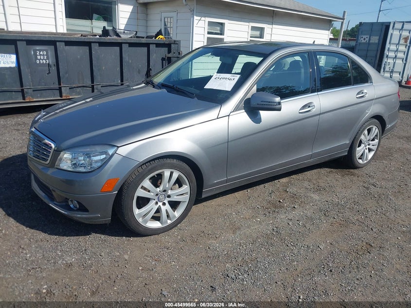 2011 Mercedes-benz C-klasse VIN WDDGF8BB9BR159534 IAAI salvage auction — WATER/FLOOD, Salvage (Pennsylvania), sold $825 on 2026-08-19 (photo 2)