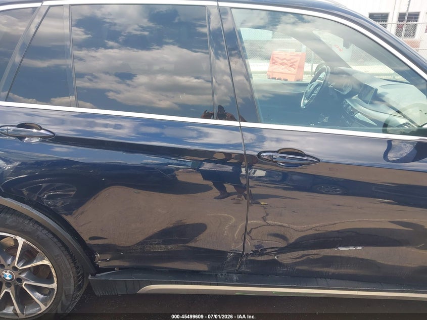 2017 BMW X5 VIN 5UXKR0C36H0V78554 IAAI salvage auction — RIGHT SIDE, Salvage Title, sold $2,550 on 2026-07-29 (photo 6)