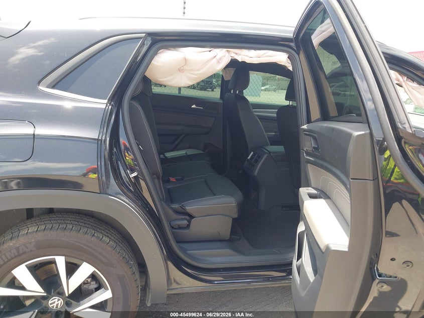 2023 Volkswagen Atlas cross sport VIN 1V2DC2CA1PC223695 IAAI salvage auction — FRONT END, Salvage (Arkansas), sold $9,250 on 2026-08-12 (photo 8)