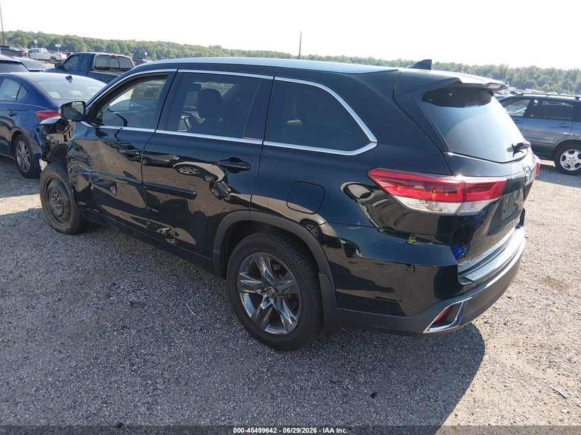 2018 Toyota Highlander VIN 5TDDZRFH5JS858457 IAAI salvage auction — UNKNOWN, Salvage Title, sold $10,100 on 2026-07-30 (photo 3)