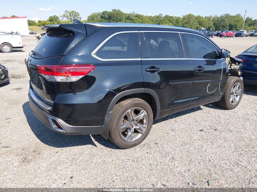 2018 Toyota Highlander VIN 5TDDZRFH5JS858457 IAAI salvage auction — UNKNOWN, Salvage Title, sold $10,100 on 2026-07-30 (photo 4)