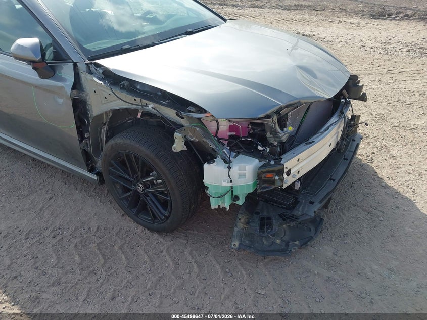 2026 Toyota Camry VIN 4T1DBADK5TU058188 IAAI salvage auction — RIGHT FRONT, Salvage Title, sold $12,500 on 2026-08-26 (photo 6)