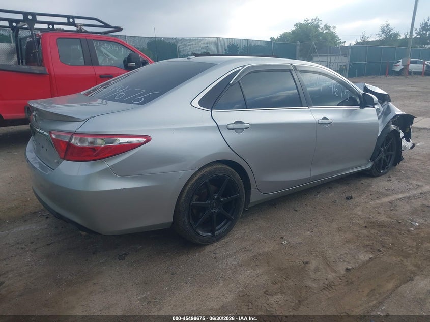 2015 Toyota Camry VIN 4T1BF1FK3FU480618 IAAI salvage auction — RIGHT FRONT, Salvage (Indiana), sold $825 on 2026-07-22 (photo 4)