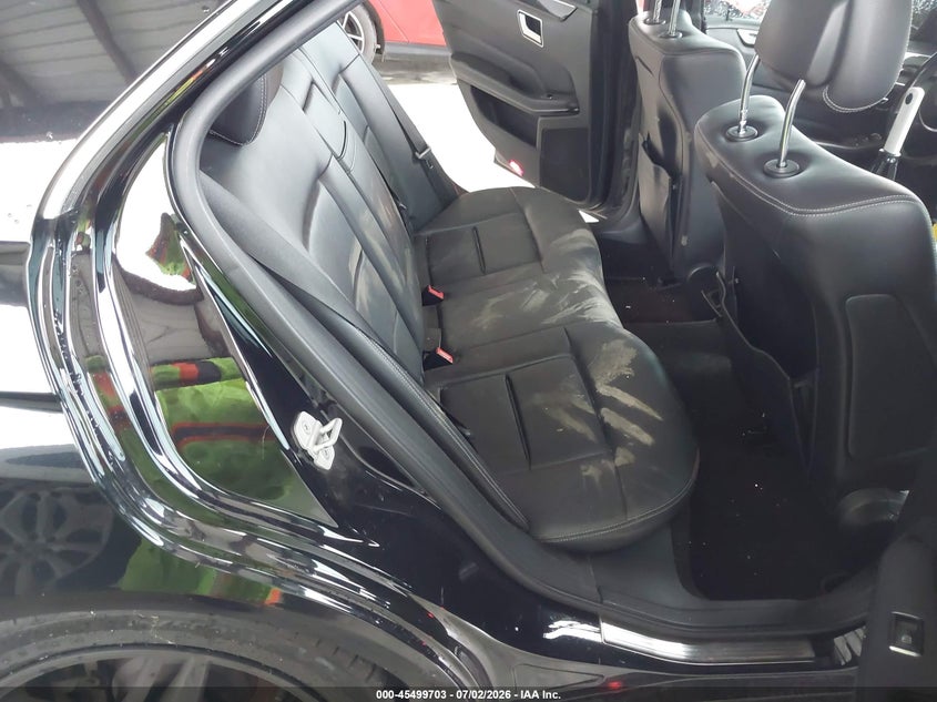 2014 Mercedes-benz E-klasse VIN WDDHF0EB7EA926737 IAAI salvage auction — FRONT & REAR, Original (Texas), sold $1,775 on 2026-08-22 (photo 8)