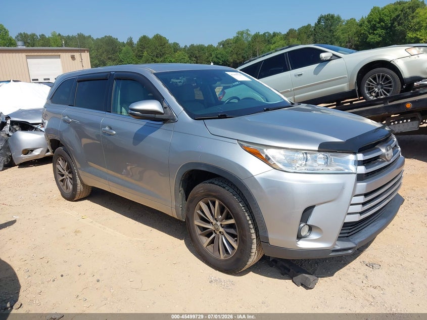 2017 Toyota Highlander VIN 5TDKZRFH2HS217834 IAAI salvage auction — REAR END, Salvage (North Carolina), sold $8,600 on 2026-07-20 (photo 1)