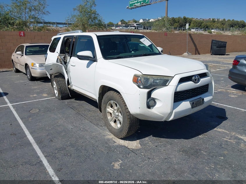 2014 Toyota 4runner VIN JTEBU5JR2E5165688 IAAI salvage auction — RIGHT SIDE, Salvage (California), sold $8,200 on 2026-07-19 (photo 1)