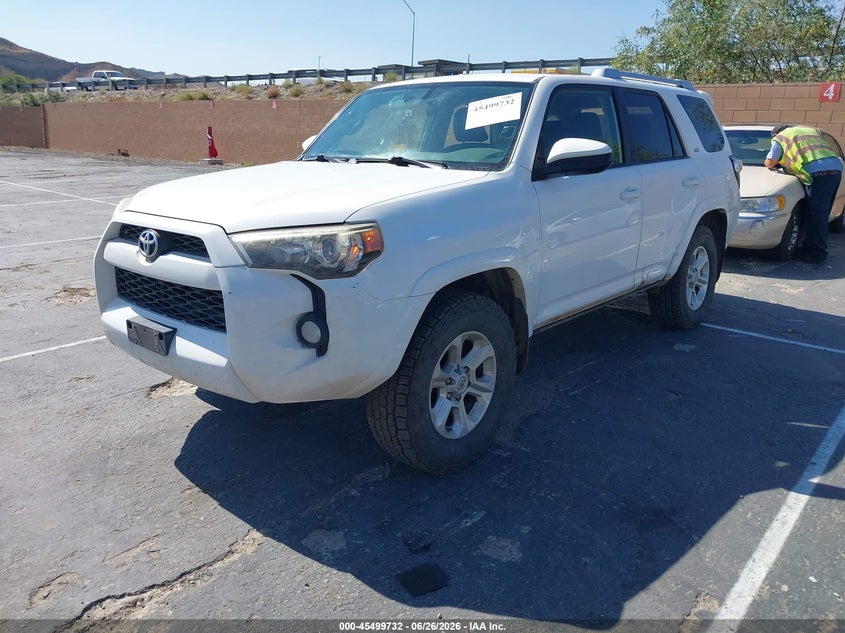 2014 Toyota 4runner VIN JTEBU5JR2E5165688 IAAI salvage auction — RIGHT SIDE, Salvage (California), sold $8,200 on 2026-07-19 (photo 2)