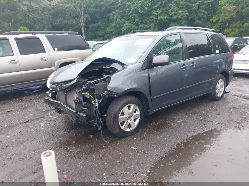 2009 Toyota Sienna VIN 5TDZK22C89S225328 IAAI salvage auction — FRONT END, Mv-907A (New York), sold $475 on 2026-07-28 (photo 2)
