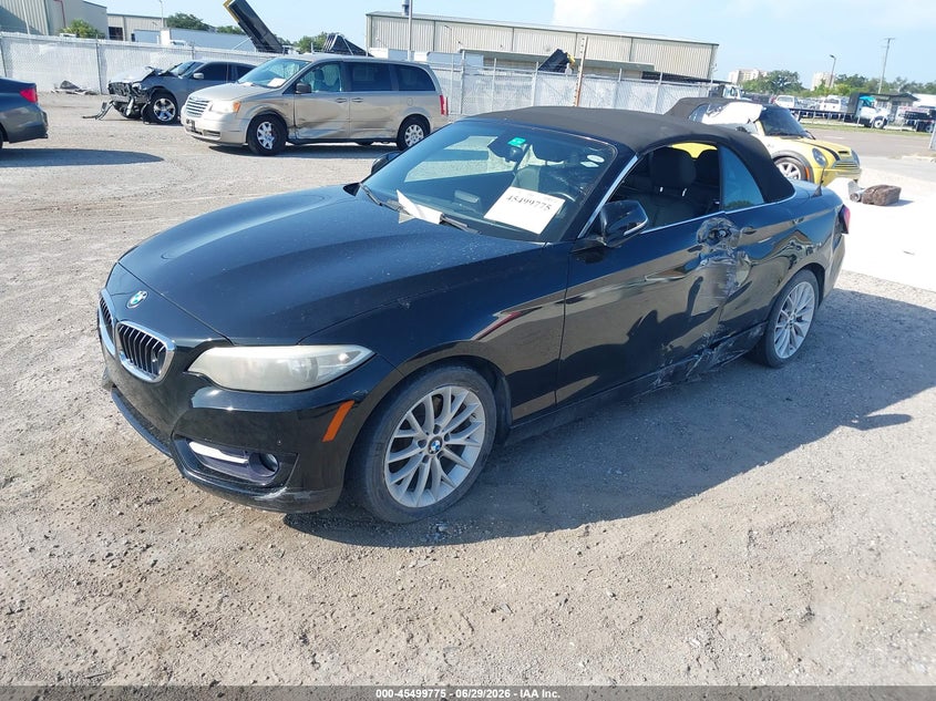 2016 BMW 2er VIN WBA1K9C56GV710234 IAAI salvage auction — LEFT SIDE, Rebuildable (Florida), sold $3,975 on 2026-08-11 (photo 2)