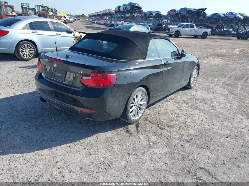 2016 BMW 2er VIN WBA1K9C56GV710234 IAAI salvage auction — LEFT SIDE, Rebuildable (Florida), sold $3,975 on 2026-08-11 (photo 4)