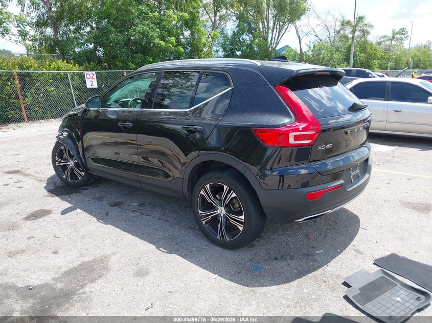 2020 Volvo Xc40 VIN YV4AC2HL7L2318807 IAAI salvage auction — FRONT END, Salvage Title, sold $4,150 on 2026-08-13 (photo 3)
