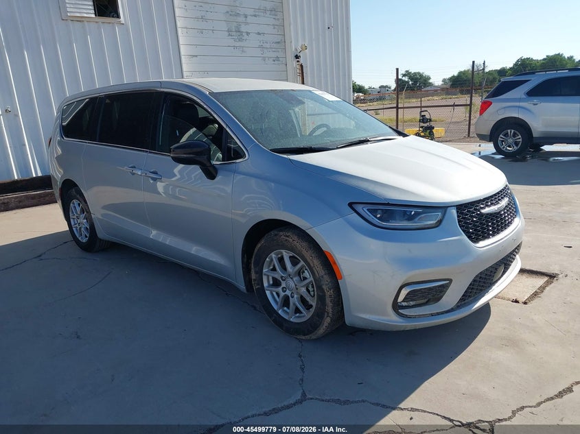 2026 Chrysler Pacifica VIN 2C4RC1BG8TR167599 — IAAI salvage auction photo