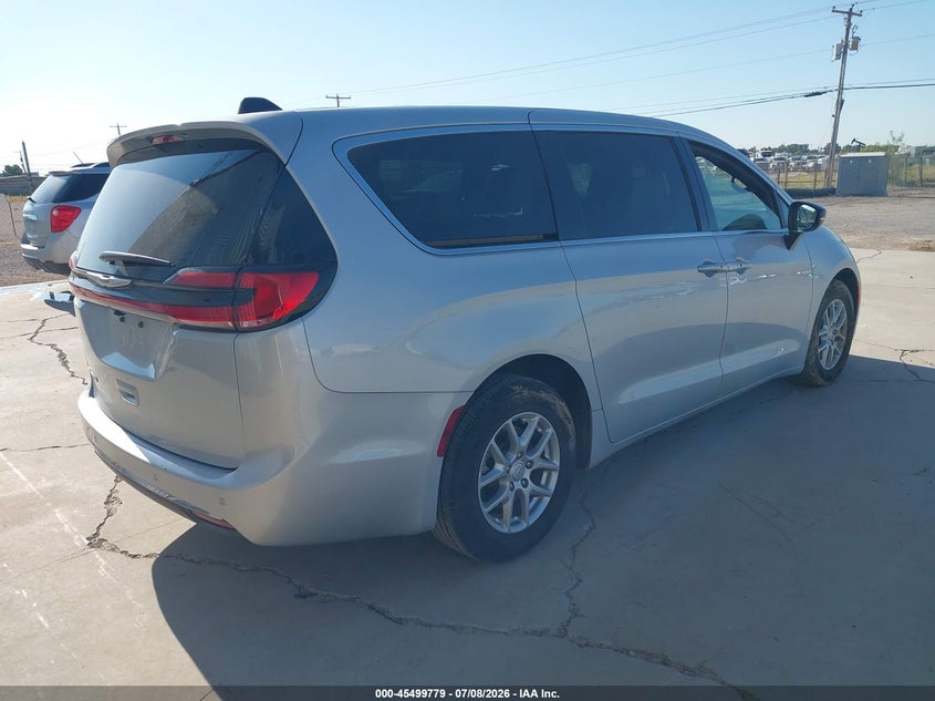 2026 Chrysler Pacifica VIN 2C4RC1BG8TR167599 IAAI salvage auction — WATER/FLOOD, Salvage Title, sold $10,600 on 2026-08-20 (photo 4)