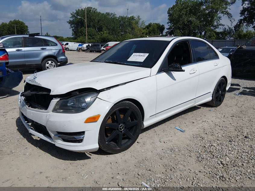 2014 Mercedes-benz C-klasse VIN WDDGF8AB7EG234667 IAAI salvage auction — FRONT END, Salvage (Ohio), sold $700 on 2026-07-10 (photo 2)