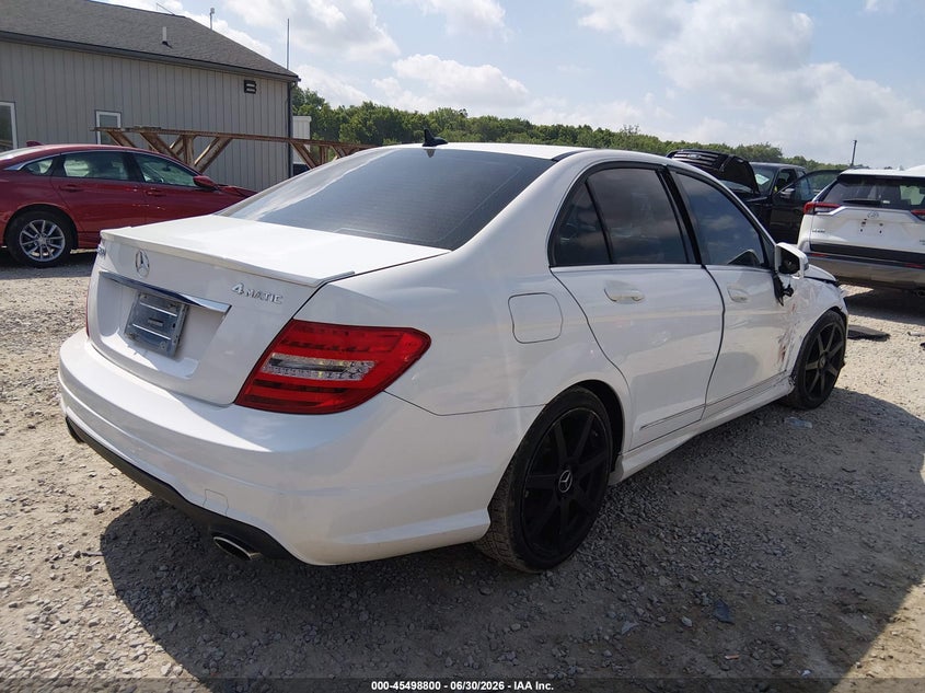 2014 Mercedes-benz C-klasse VIN WDDGF8AB7EG234667 IAAI salvage auction — FRONT END, Salvage (Ohio), sold $700 on 2026-07-10 (photo 4)