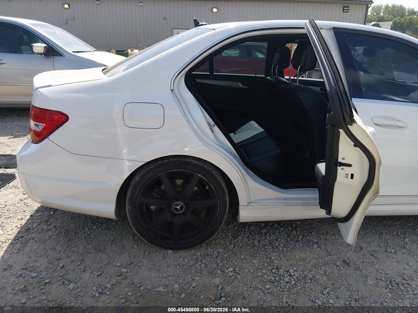 2014 Mercedes-benz C-klasse VIN WDDGF8AB7EG234667 IAAI salvage auction — FRONT END, Salvage (Ohio), sold $700 on 2026-07-10 (photo 8)