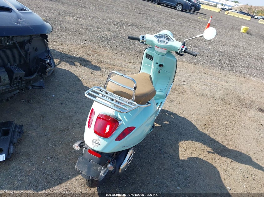 2021 Vespa - VIN ZAPM818G2M5903744 IAAI salvage auction — LEFT & RIGHT, Salvage Title, sold $450 on 2026-07-29 (photo 4)