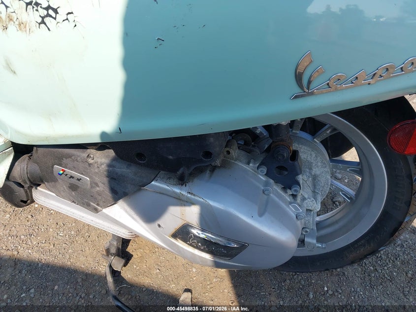 2021 Vespa - VIN ZAPM818G2M5903744 IAAI salvage auction — LEFT & RIGHT, Salvage Title, sold $450 on 2026-07-29 (photo 9)