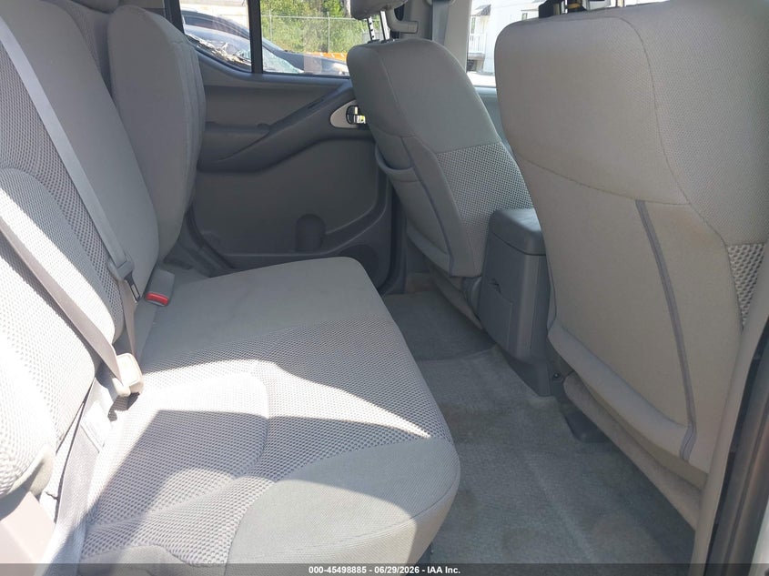 2018 Nissan Navara (frontier) VIN 1N6AD0EV5JN735829 IAAI salvage auction — FRONT END, Salvage - Greater Than 75% (Maryland), sold $7,750 on 2026-08-18 (photo 8)