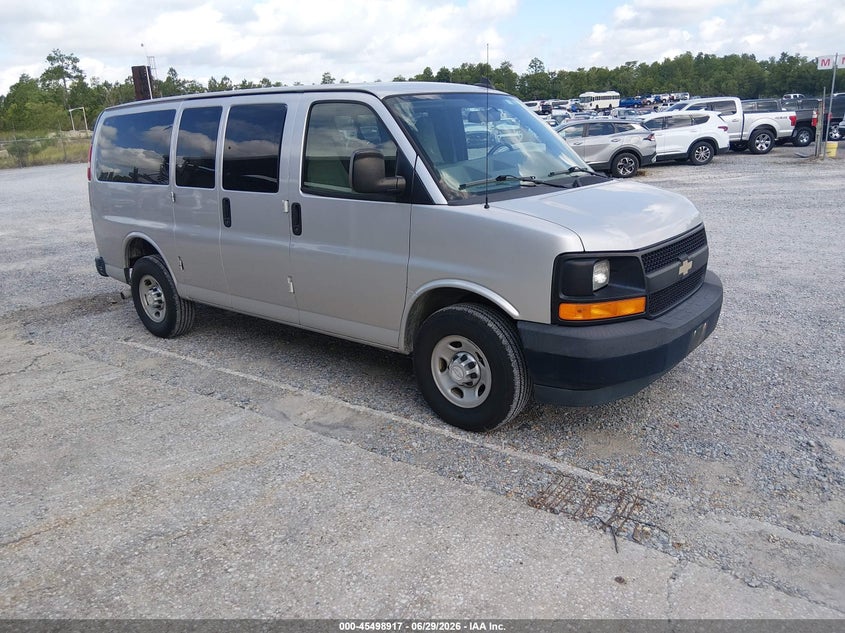 2017 Chevrolet Express 2500 VIN 1GNWGEFG2H1264664 — IAAI salvage auction photo