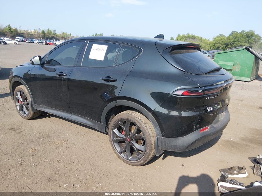 2023 Dodge Hornet VIN ZACNDFAN6P3A00815 IAAI salvage auction — SIDE, Wait Title, sold $3,650 on 2026-08-22 (photo 3)