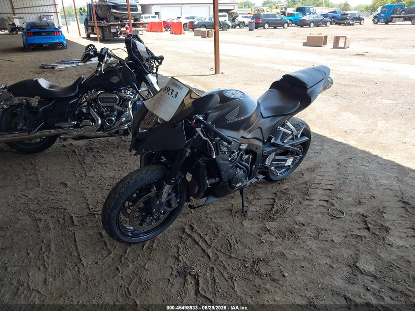 2008 Honda Cbr600 VIN JH2PC40418M100474 IAAI salvage auction — ROLLOVER, Salvage (Ohio), sold $875 on 2026-07-22 (photo 2)