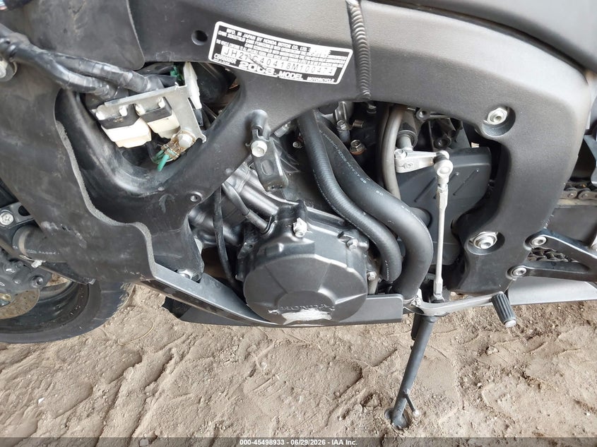 2008 Honda Cbr600 VIN JH2PC40418M100474 IAAI salvage auction — ROLLOVER, Salvage (Ohio), sold $875 on 2026-07-22 (photo 9)