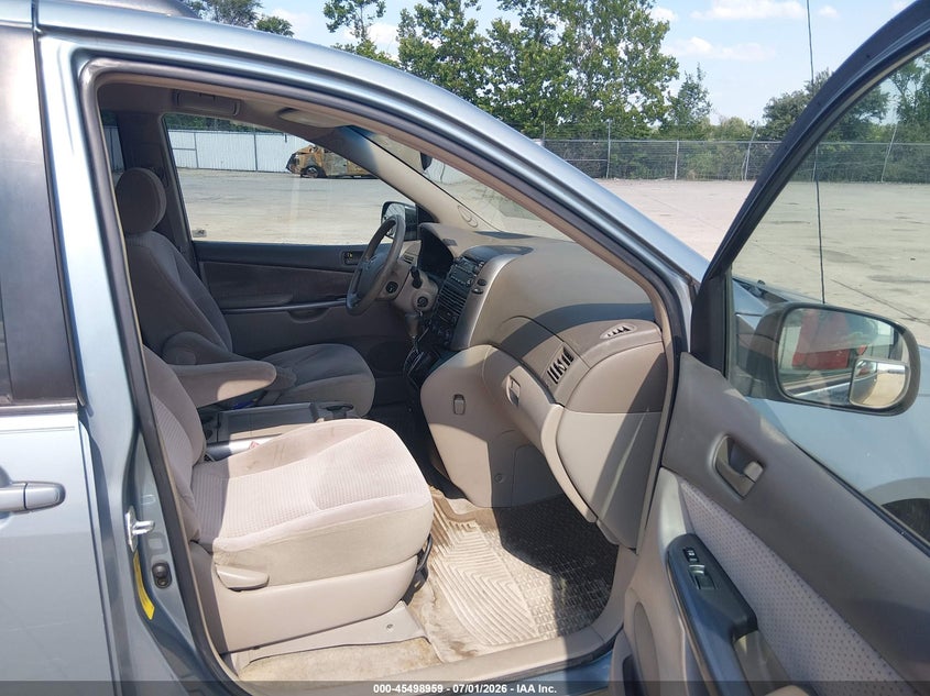 2006 Toyota Sienna VIN 5TDZA23C16S490721 IAAI salvage auction — NORMAL WEAR, Clear (Illinois), sold $650 on 2026-07-14 (photo 5)