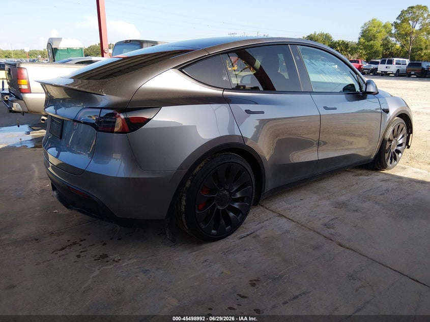 2025 Tesla Model y VIN 7SAYGDEF5SA363076 IAAI salvage auction — LEFT FRONT, Salvage Title, sold $2,050 on 2026-07-31 (photo 4)