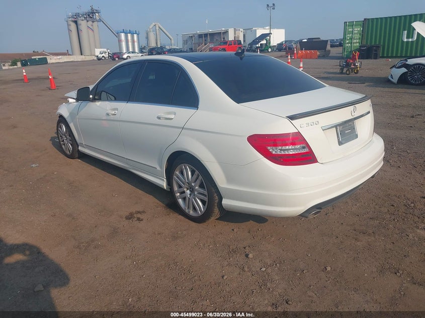 2009 Mercedes-benz C class VIN WDDGF81X99F277270 IAAI salvage auction — FRONT END, Mv-907A (New York), sold $575 on 2026-08-04 (photo 3)