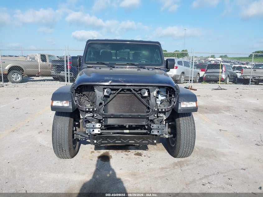 2020 Jeep Gladiator VIN 1C6JJTAG5LL168936 IAAI salvage auction — FRONT END, Salvage (Iowa), sold $13,525 on 2026-07-28 (photo 6)