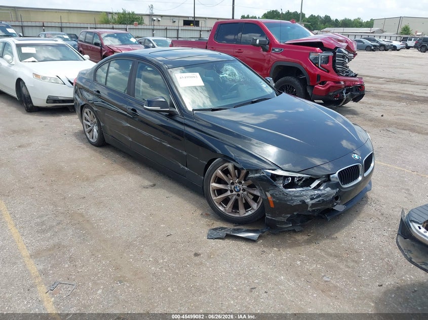 2018 BMW 3er VIN WBA8E1G51JNU89313 IAAI salvage auction — FRONT END, Salvage (Texas), sold $575 on 2026-07-29 (photo 1)