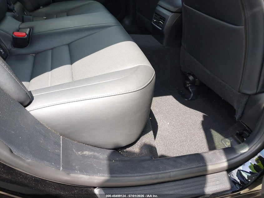 2015 Lexus Is VIN JTHBF1D24F5082480 IAAI salvage auction — LEFT FRONT, Salvage (North Carolina), sold $6,800 on 2026-07-23 (photo 8)
