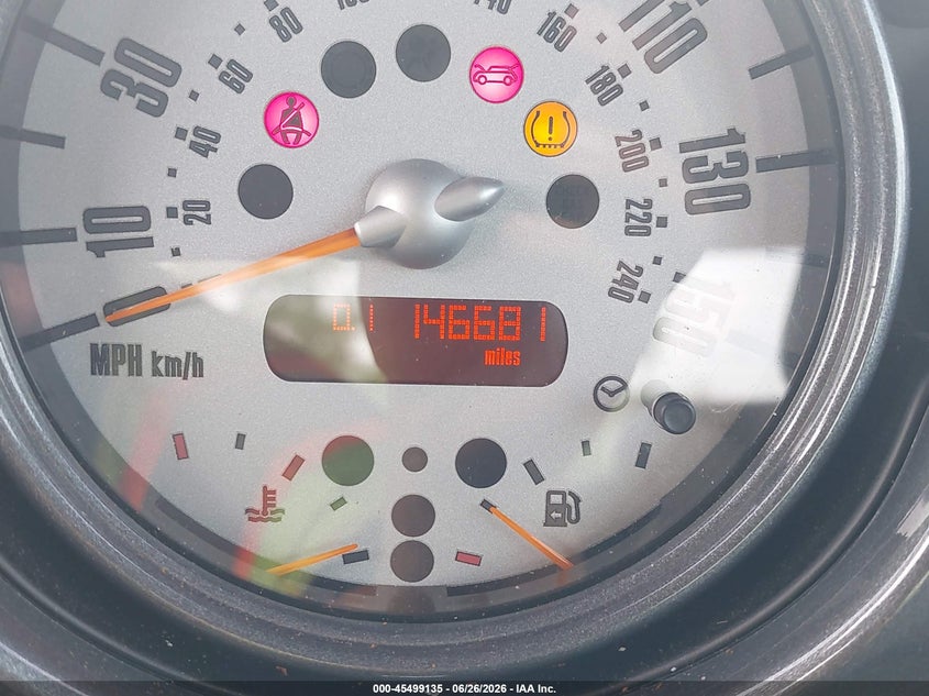 2005 Mini Cooper VIN WMWRE33435TD95046 IAAI salvage auction — NORMAL WEAR, Salvage (Texas), sold $500 on 2026-08-18 (photo 7)