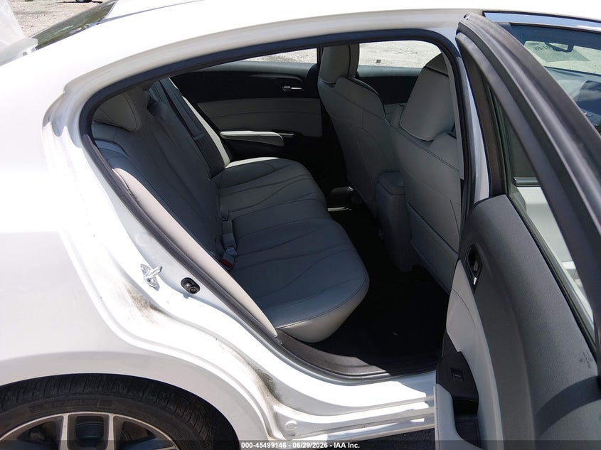 2022 Acura Ilx VIN 19UDE2F74NA000363 IAAI salvage auction — REAR END, Salvage Title, sold $3,650 on 2026-07-23 (photo 8)