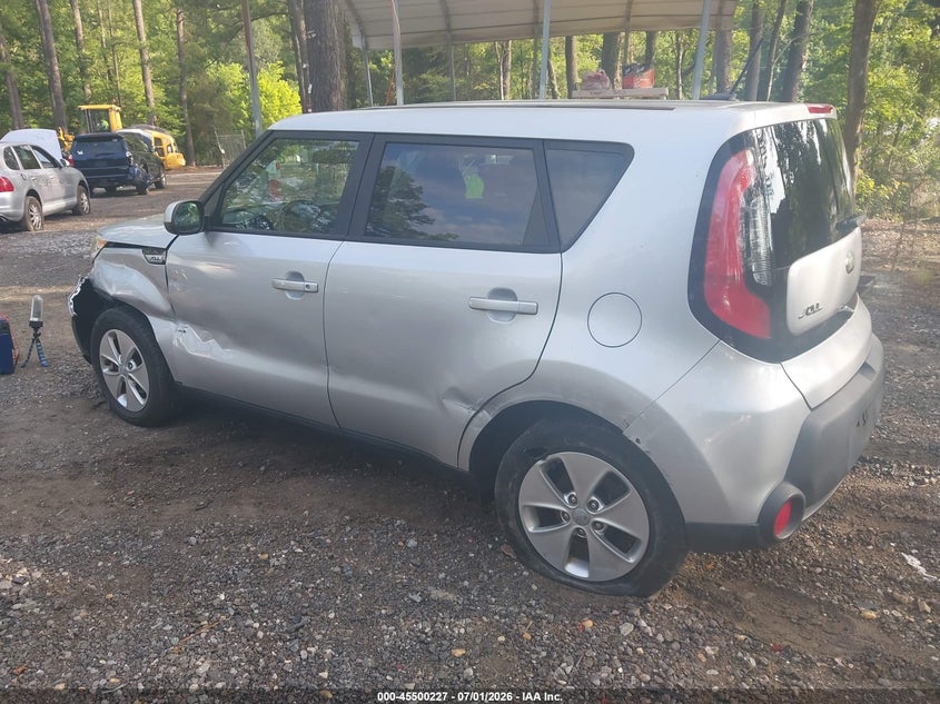 2015 Kia Soul VIN KNDJN2A22F7816564 IAAI salvage auction — NORMAL WEAR, Clear (Virginia), sold $500 on 2026-07-28 (photo 3)