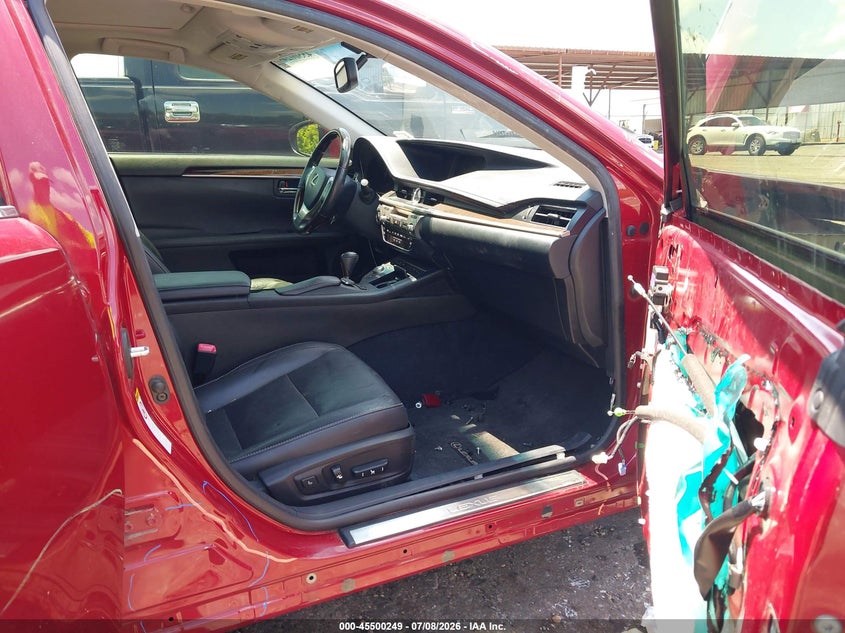 2015 Lexus ES VIN JTHBK1GG9F2166704 IAAI salvage auction — FRONT & REAR, Salvage (Mississippi), sold $2,900 on 2026-07-29 (photo 5)