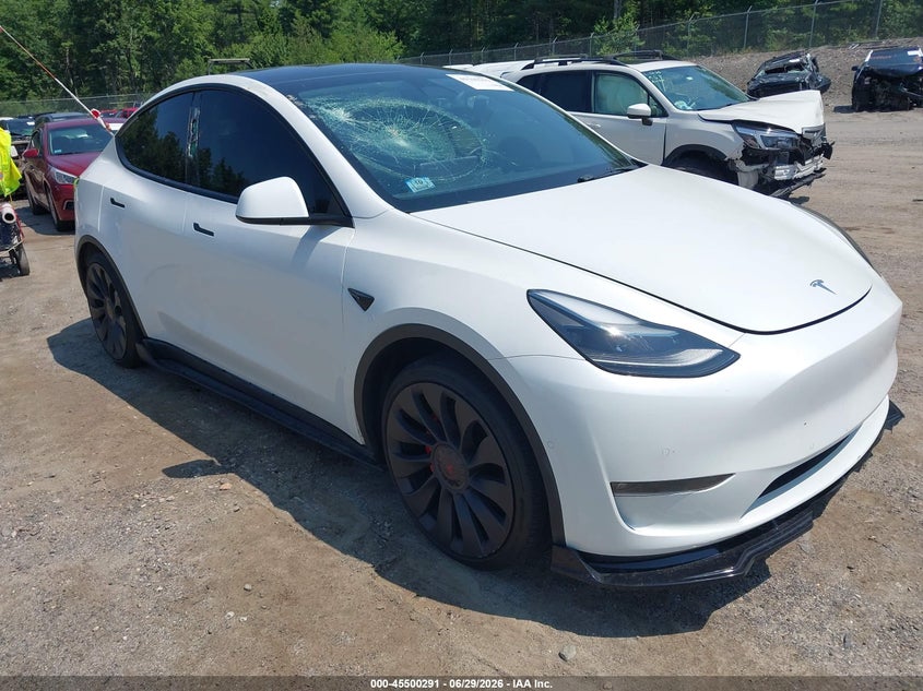 2022 Tesla Model y VIN 7SAYGDEF1NF468186 IAAI salvage auction — SIDE, Wait Title, sold $13,100 on 2026-09-05 (photo 1)