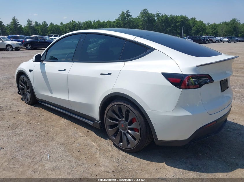 2022 Tesla Model y VIN 7SAYGDEF1NF468186 IAAI salvage auction — SIDE, Wait Title, sold $13,100 on 2026-09-05 (photo 3)
