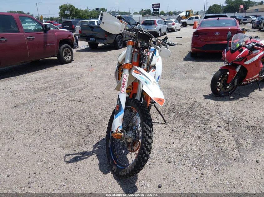 2024 Ktm VIN VBKEXJ40XRM455587 IAAI salvage auction — FRONT END, Salvage (Kansas), sold $2,300 on 2026-07-28 (photo 5)