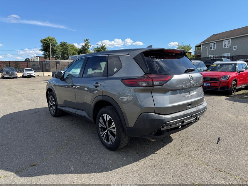 2021 Nissan Rogue VIN 5N1AT3BA7MC733987 IAAI salvage auction — REAR END, Clear (New York), sold $5,100 on 2026-07-29 (photo 3)