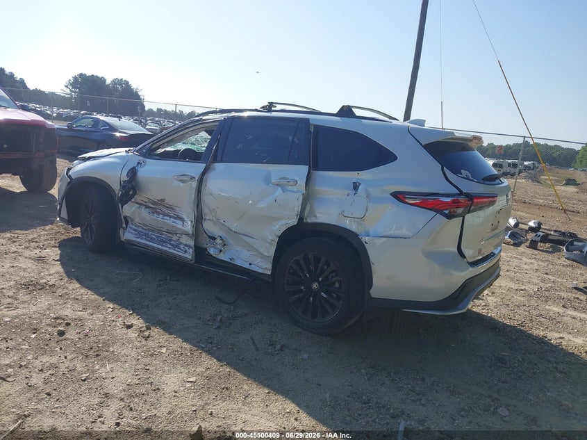 2023 Toyota Highlander VIN 5TDKDRAH5PS010536 IAAI salvage auction — ROLLOVER, Salvage (Georgia), sold $5,800 on 2026-07-29 (photo 3)