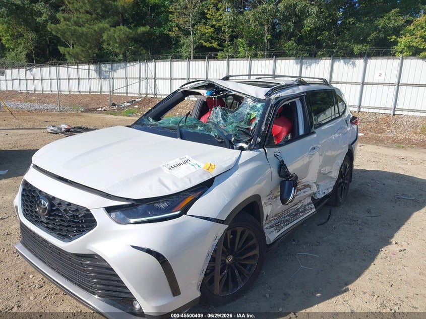 2023 Toyota Highlander VIN 5TDKDRAH5PS010536 IAAI salvage auction — ROLLOVER, Salvage (Georgia), sold $5,800 on 2026-07-29 (photo 6)