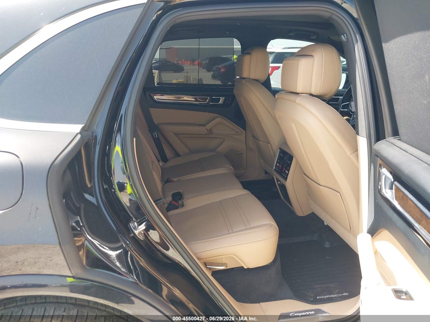 2020 Porsche Cayenne VIN WP1AB2AY6LDA28038 IAAI salvage auction — LEFT FRONT, Wait Title, sold $23,100 on 2026-08-17 (photo 8)