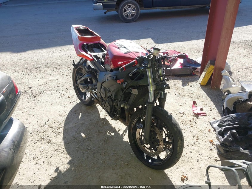2007 Yamaha Yzfr6 VIN JYARJ06E27A035811 IAAI salvage auction — FRONT END, Salvage (California), sold $25 on 2026-07-21 (photo 1)