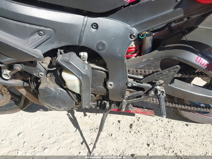 2007 Yamaha Yzfr6 VIN JYARJ06E27A035811 IAAI salvage auction — FRONT END, Salvage (California), sold $25 on 2026-07-21 (photo 9)