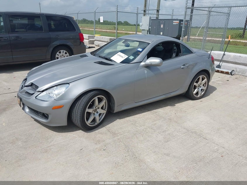 2010 Mercedes-benz Slk-class VIN WDBWK5EA0AF232016 IAAI salvage auction — NORMAL WEAR, Original (Texas), sold $375 on 2026-07-10 (photo 2)