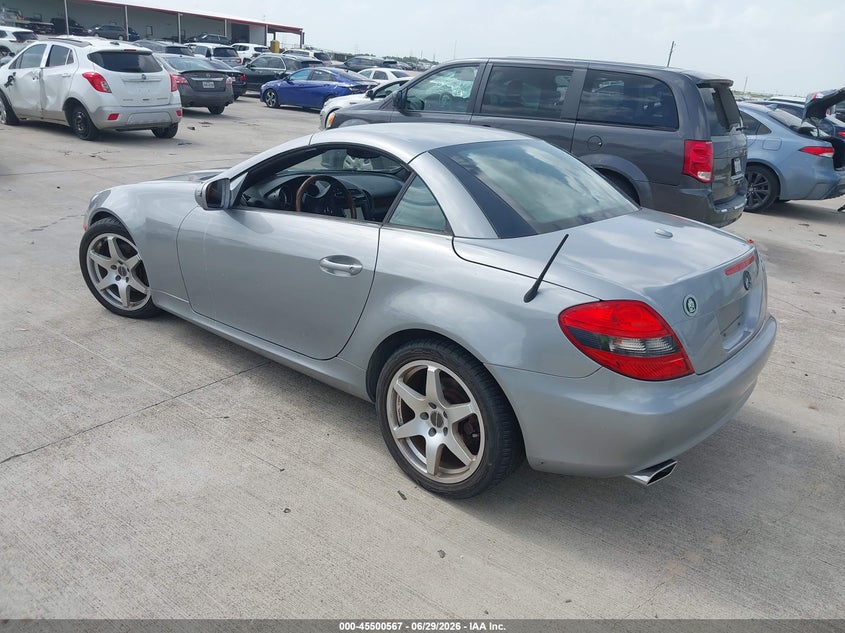 2010 Mercedes-benz Slk-class VIN WDBWK5EA0AF232016 IAAI salvage auction — NORMAL WEAR, Original (Texas), sold $375 on 2026-07-10 (photo 3)